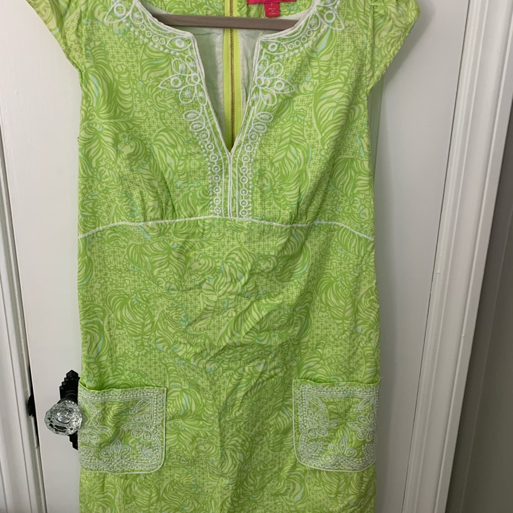 LILLY PULITZER LIGHT GREEN TIGER DRESS size 8